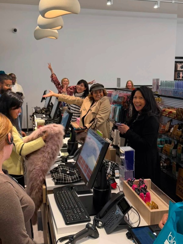 Bloomingdale’s The Outlet Store Private VIP Shopping Experience
